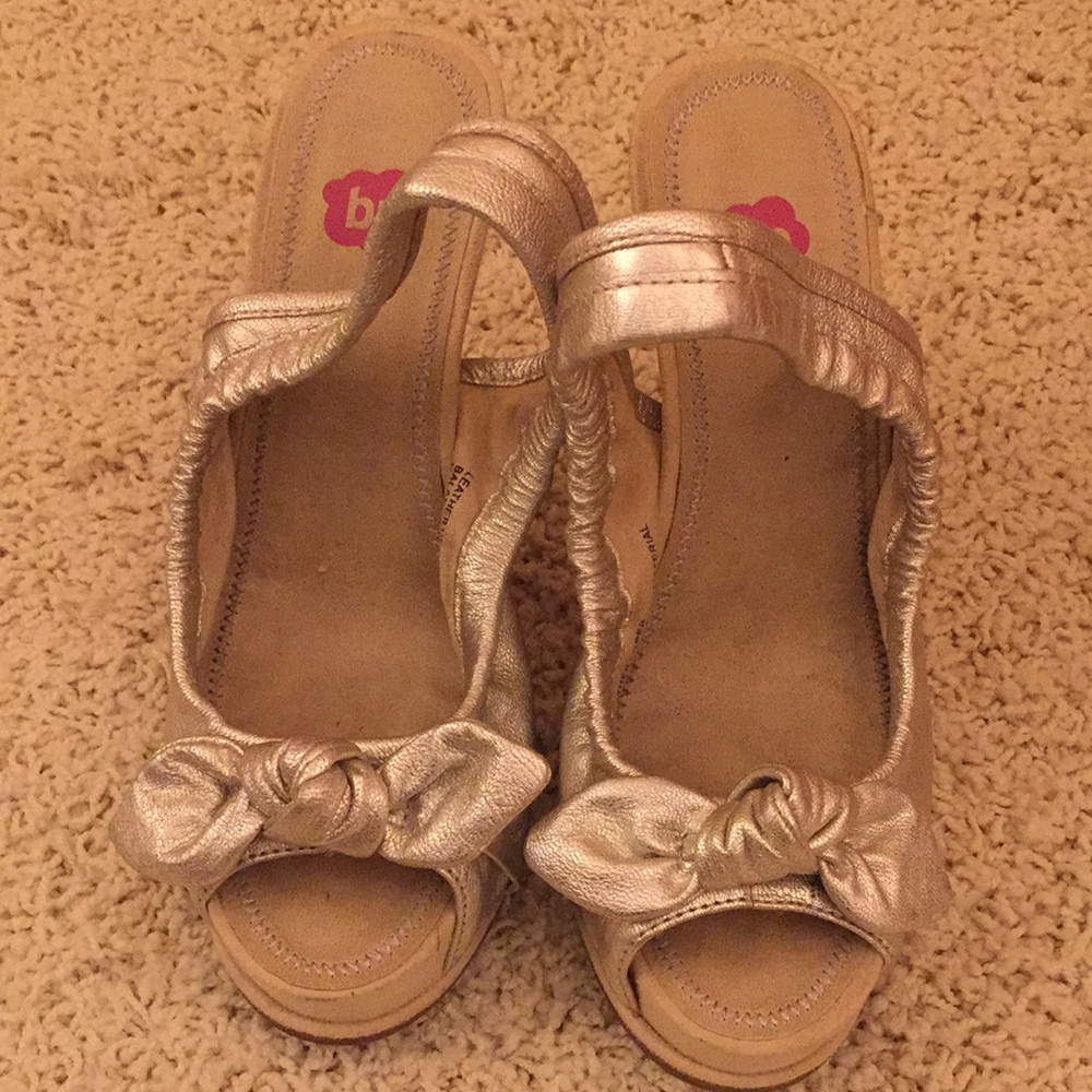 Brass Plum leather shoes